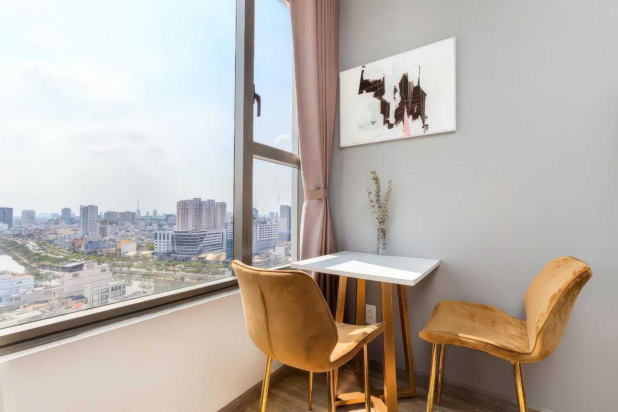 The Rivergate Apartments & Condo Saigon โฮจิมินห์ซิตี้ ภายนอก รูปภาพ